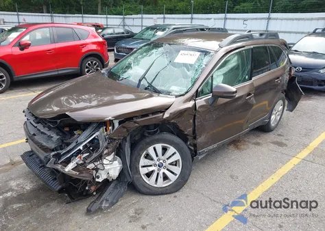 2019 Subaru Outback 2.5I Premium из США, поврежденный, VIN 4S4BSAFC2K3356425